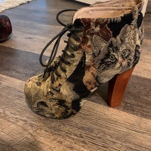 Jeffrey Campbell litas